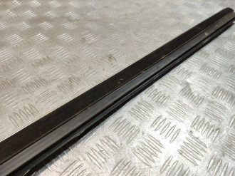 Накладка стекла заднего левого Bmw 7 f01 2008-2015