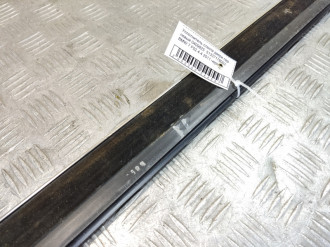 Уплотнитель стекла двери пер. левый Bmw 7 f01 2008-2015