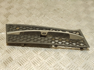 Решетка в бампер правая Bmw 5 f10 2009-2016