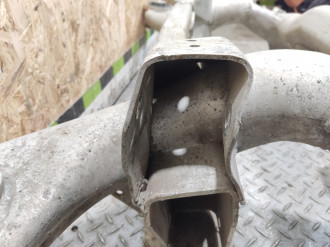 Балка задняя Bmw 7 e66 2001-2008