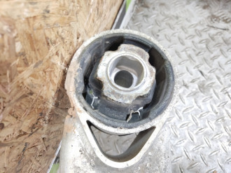 Балка задняя Bmw 7 e66 2001-2008