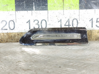 Повторитель в крыло правый Bmw 7 f01 2008-2015