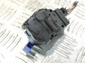 Моторчик заслонки отопителя Bmw 7 f01 2008-2015