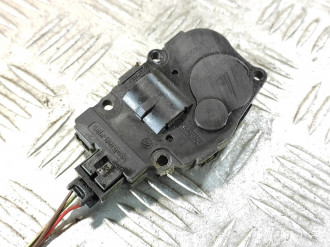 Моторчик заслонки отопителя Bmw 7 f01 2008-2015