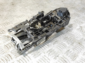 Кронштейн ручки задней правой Bmw 7 f01 2008-2015