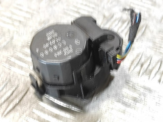 Моторчик заслонки отопителя Bmw 5 e60 2003-2009