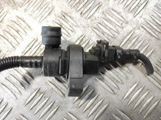 Клапан вентиляции топливного бака Bmw 5 e60 2003-2009