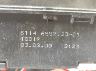 Блок предохранителей салонный Bmw 5 e60 2003-2009