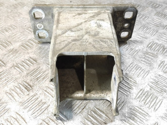 Кронштейн бампера переднего Bmw 5 e60 2003-2009