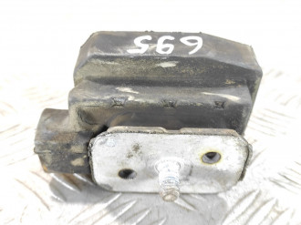 Опора кпп Bmw 5 e60 2003-2009