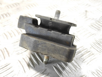 Опора кпп Bmw 5 e60 2003-2009