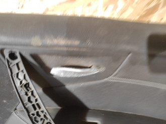 Обшивка двери задней правой Bmw X3 e83 2004-2010