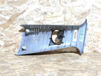 Обшивка стойки правая Bmw X6 e71 2008-2014