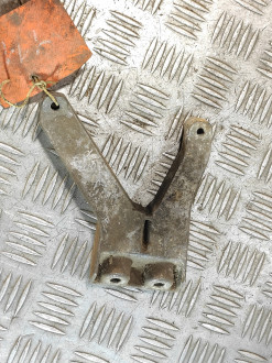 Кронштейн другой Bmw 3 e30 1982-1991