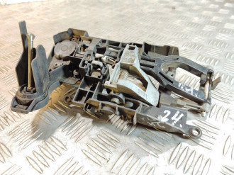 Кронштейн ручки передней левой Bmw 7 f01 2008-2015