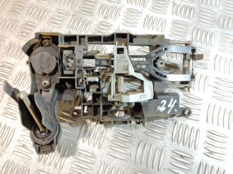 Кронштейн ручки передней левой Bmw 7 f01 2008-2015