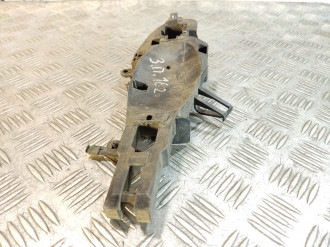 Кронштейн ручки задней правой Bmw X5 e70 2007-2013