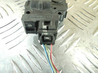 Моторчик заслонки отопителя Bmw X5 e70 2007-2013