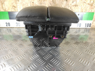 Подлокотник Bmw X5 e70 2007-2013