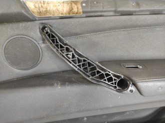 Обшивка двери передней правой Bmw X5 e70 2007-2013