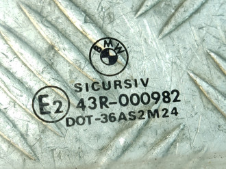 Стекло двери передней правой Bmw 7 e38 1994-2001