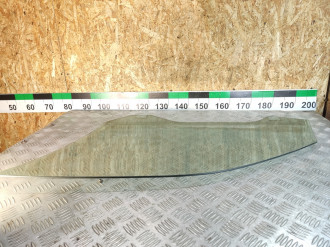 Стекло двери передней правой Bmw 7 e38 1994-2001