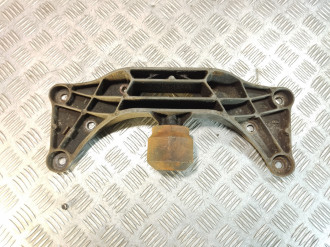 Кронштейн кпп Bmw 7 e38 1994-2001