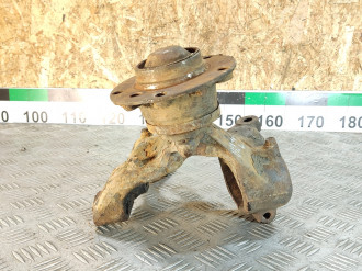 Кулак поворотный передний правый Bmw 7 e38 1994-2001