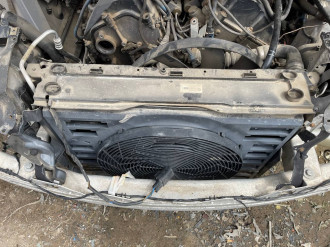 В разборе Bmw 7 e66 2001-2008