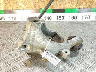 Кулак задний левый Bmw 7 e66 2001-2008