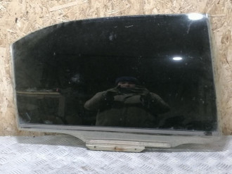 Стекло двери задней правой Byd F3 2006-2013