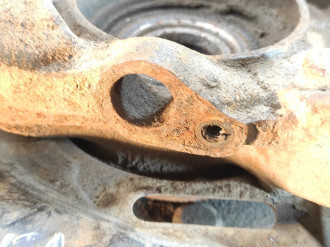 Кулак поворотный передний левый Byd F3 2006-2013