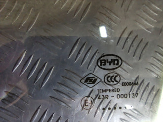Стекло двери задней левой Byd F3 2006-2013