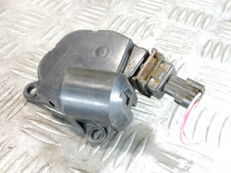 Моторчик заслонки отопителя Gaz 31105 2011