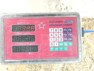 Стекло двери передней левой Gaz 31105 2011
