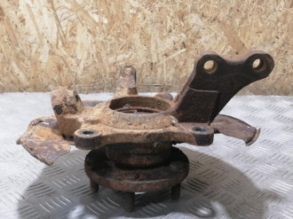 Кулак поворотный передний левый Geely Emgrand EC 7