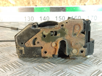 Замок двери задней правой Geely Emgrand EC 7