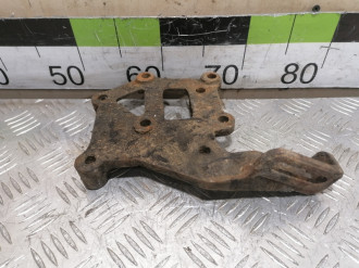 Кронштейн компрессора кондиционера Geely Mk 2008 2015