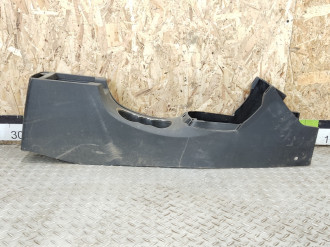 Консоль Geely Emgrand EC 7