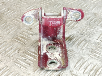 Петля двери задней правой нижняя Geely Emgrand EC 7