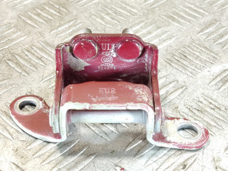 Петля двери задней правой верхняя Geely Emgrand EC 7