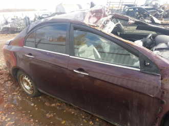 В разборе Geely Emgrand EC 7