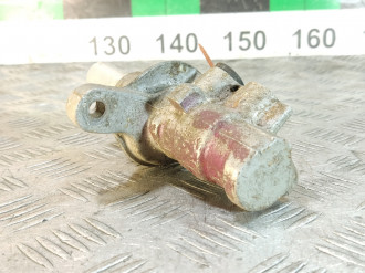 Цилиндр тормозов главный Geely Emgrand EC 7