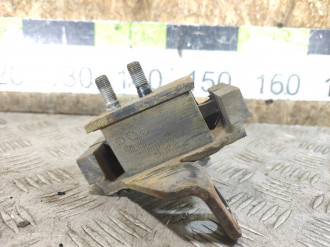 Опора двигателя правая Great wall H5 H5