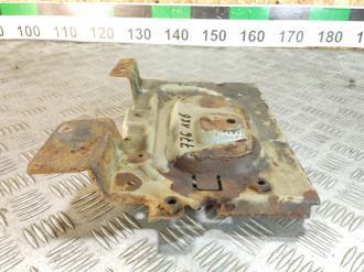 Крепление аккумулятора Daewoo Leganza 1997-2003