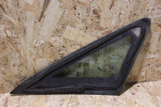 Стекло кузовное глухое заднее правое Ford Focus 1998-2005