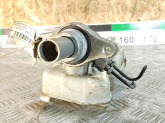 Цилиндр тормозов главный Ford Fusion 2002-2012