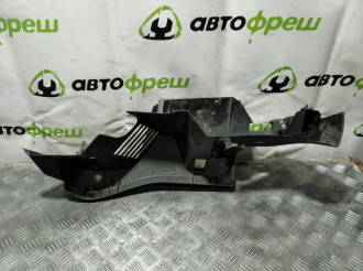 Обшивка стойки правая Ford Fusion 2002-2012