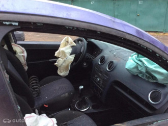 В разборе Ford Fusion 2002-2012