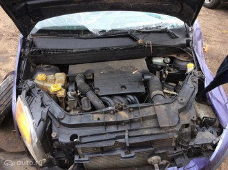 В разборе Ford Fusion 2002-2012